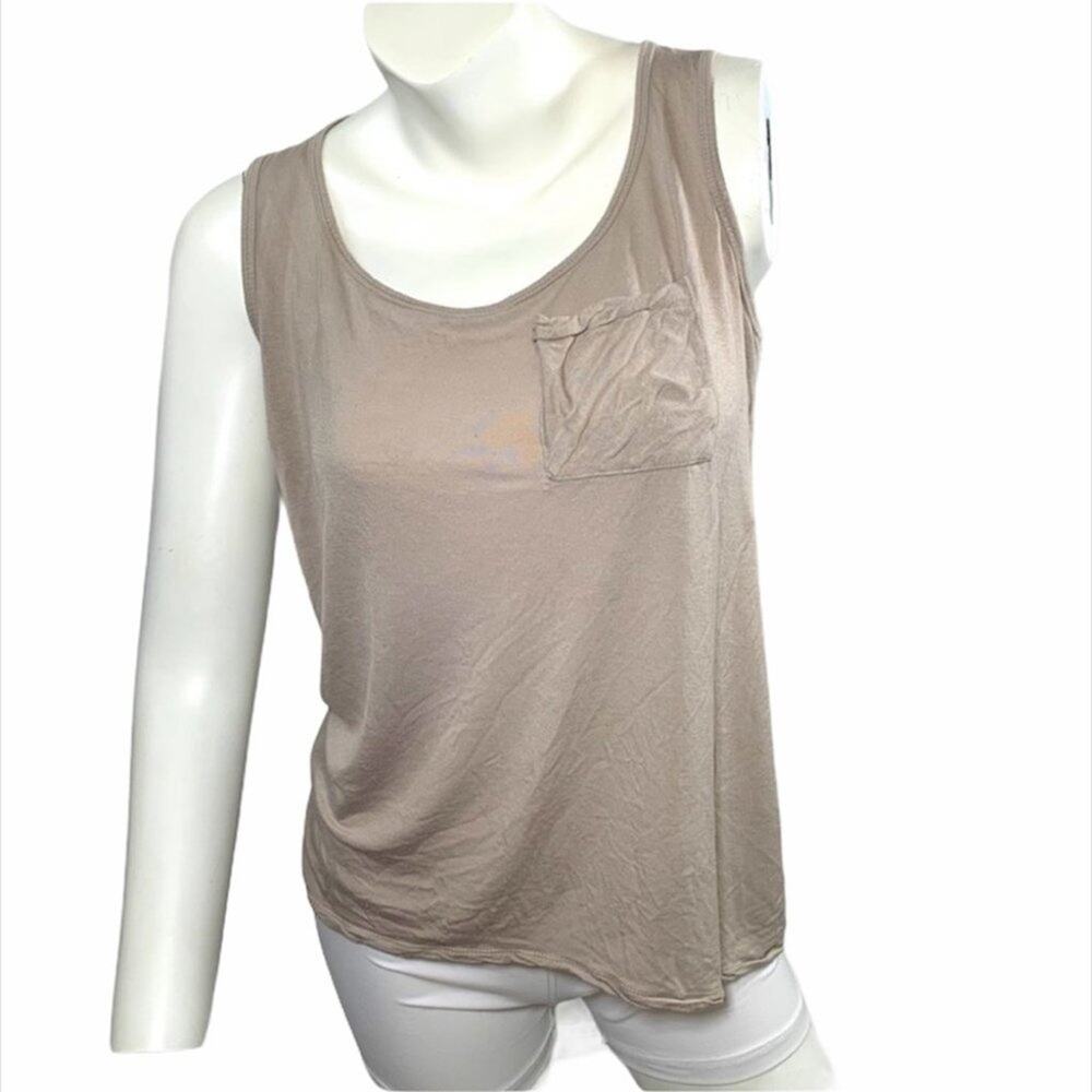 August Silk L sleeveless tank tee w/ pocket
